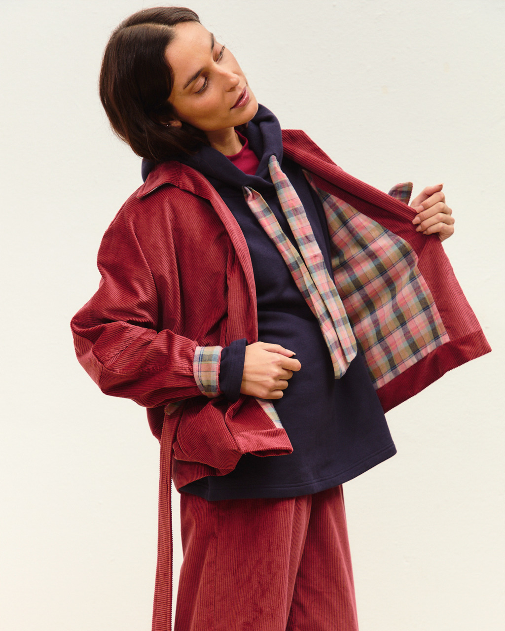 sudadera leo bond ▢