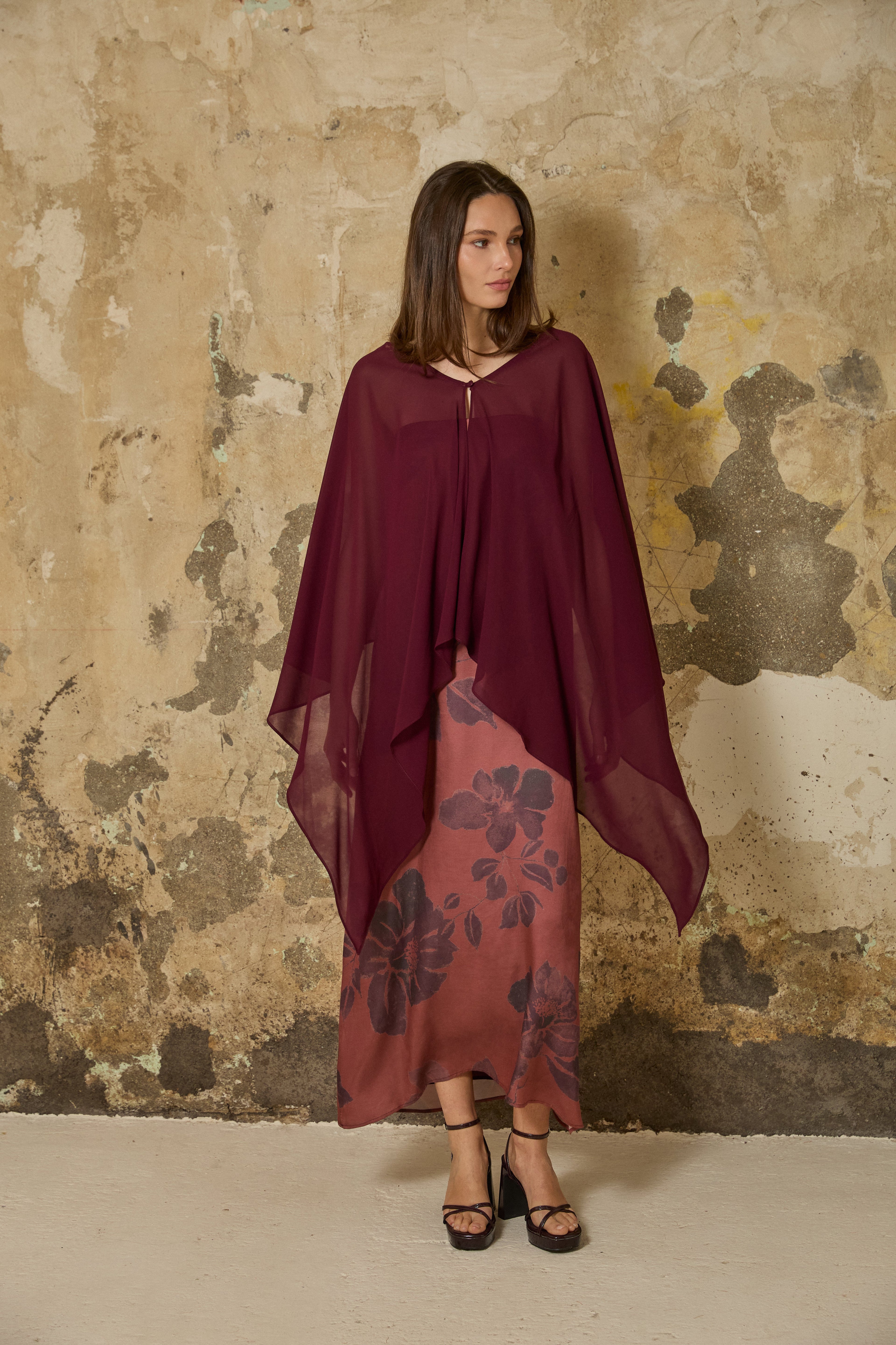 CAPA BLOOM BERENJENA