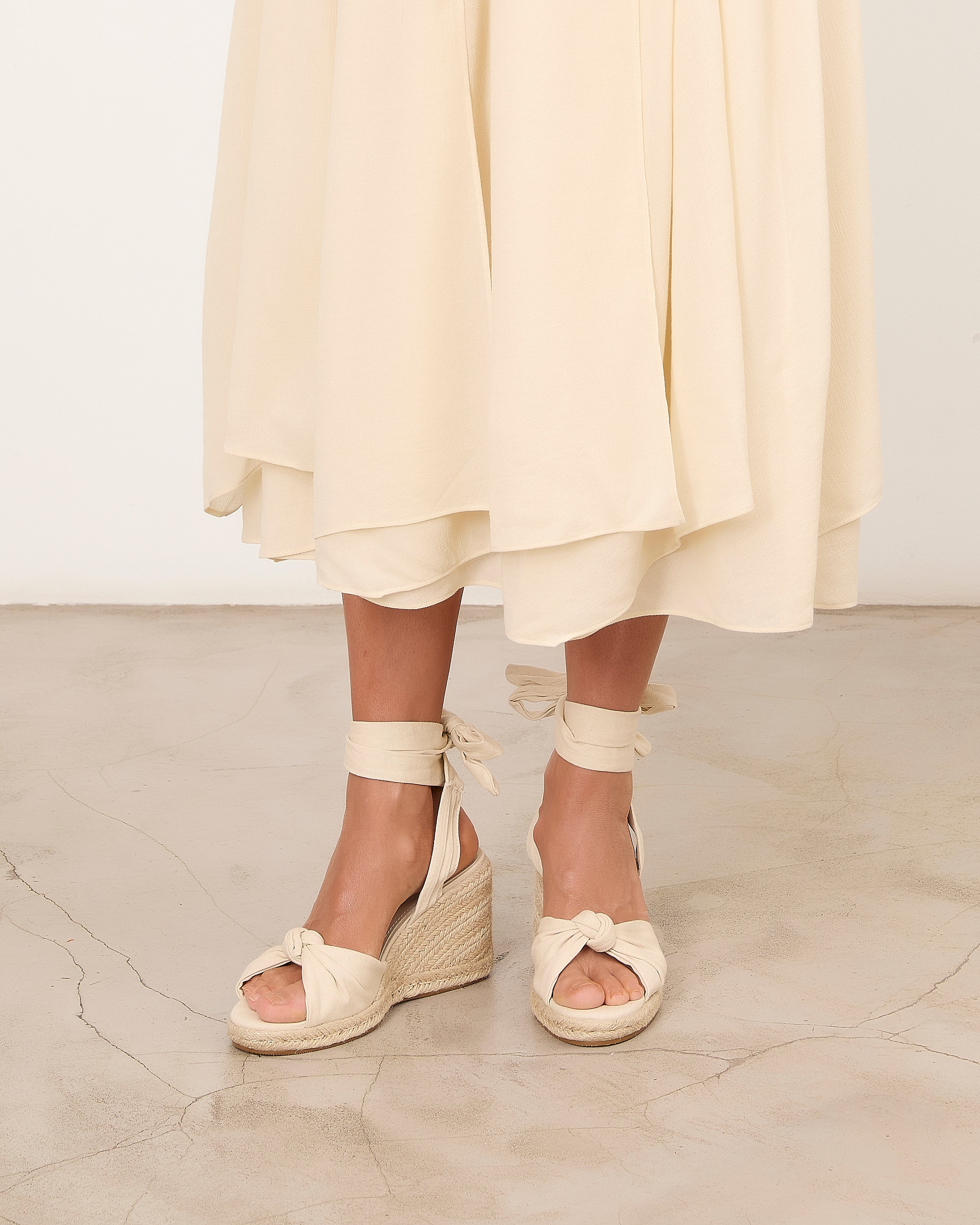 LUCA BEIGE