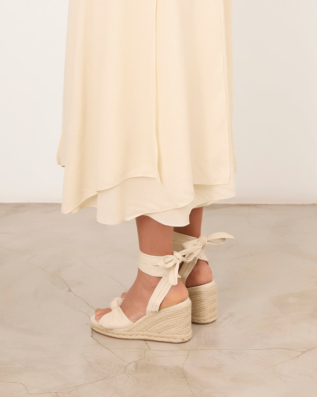 LUCA BEIGE