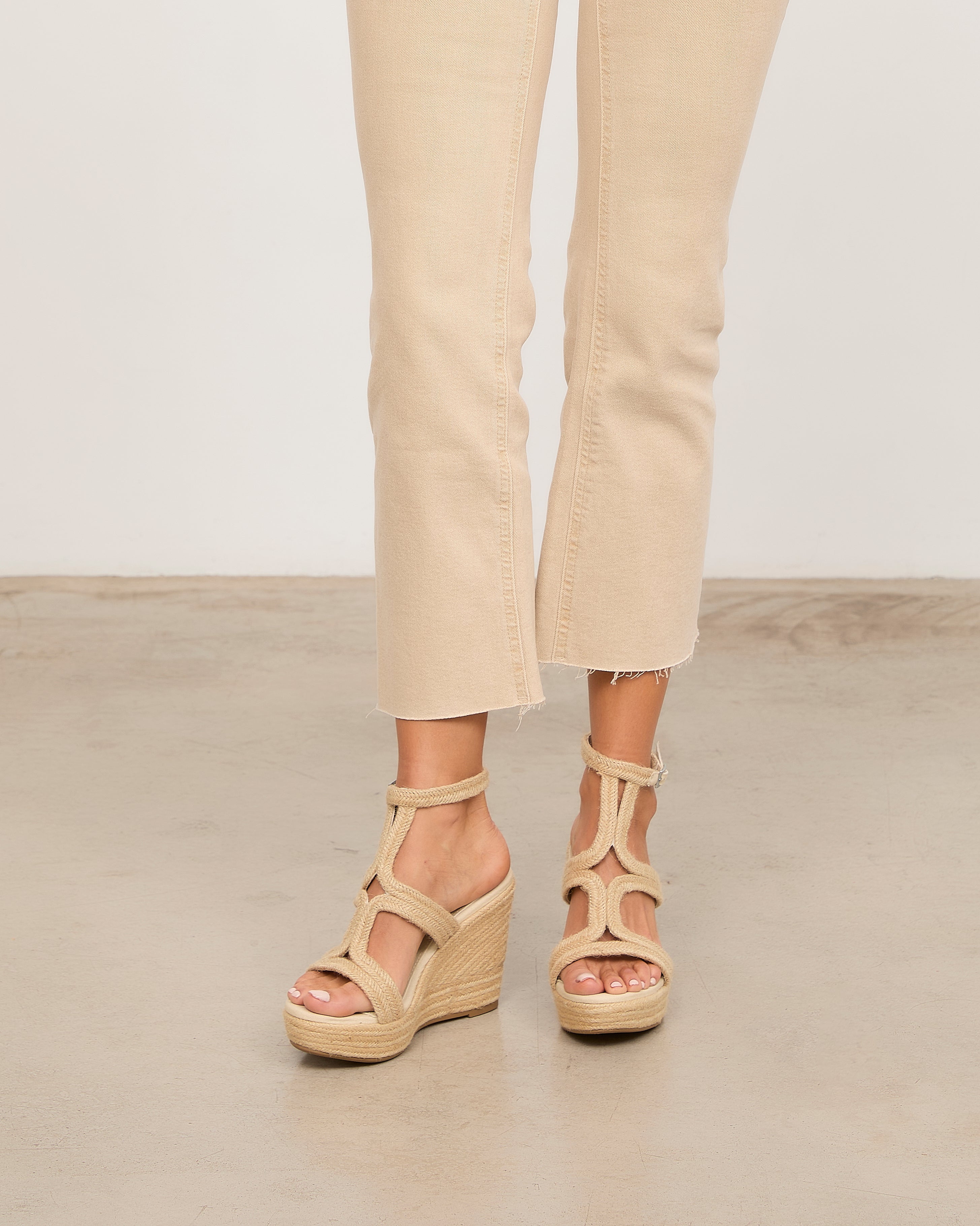 MIRTA BEIGE