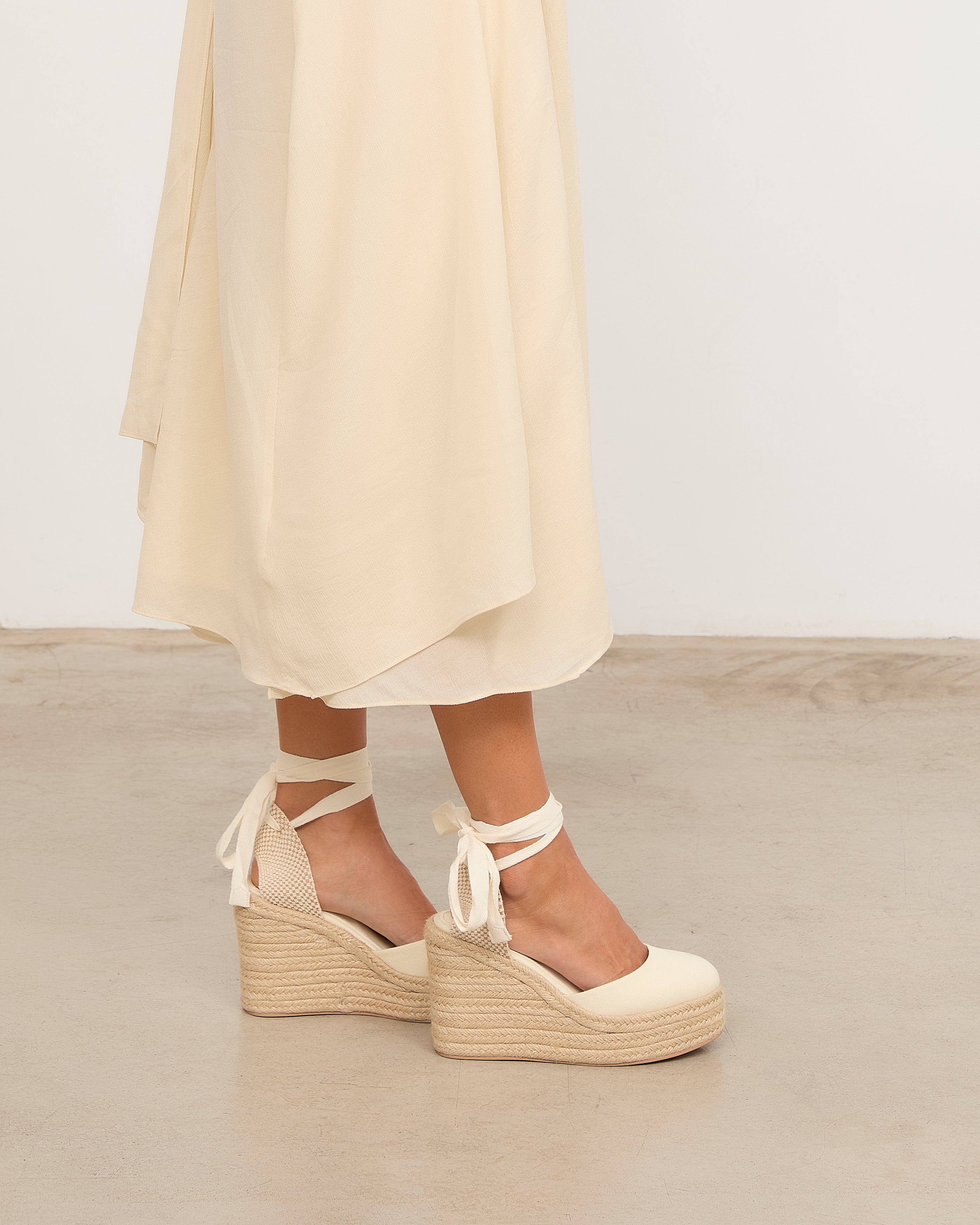 MONTANA BEIGE