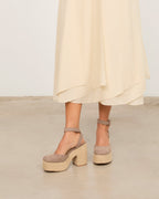 TINA TOPO STRAW