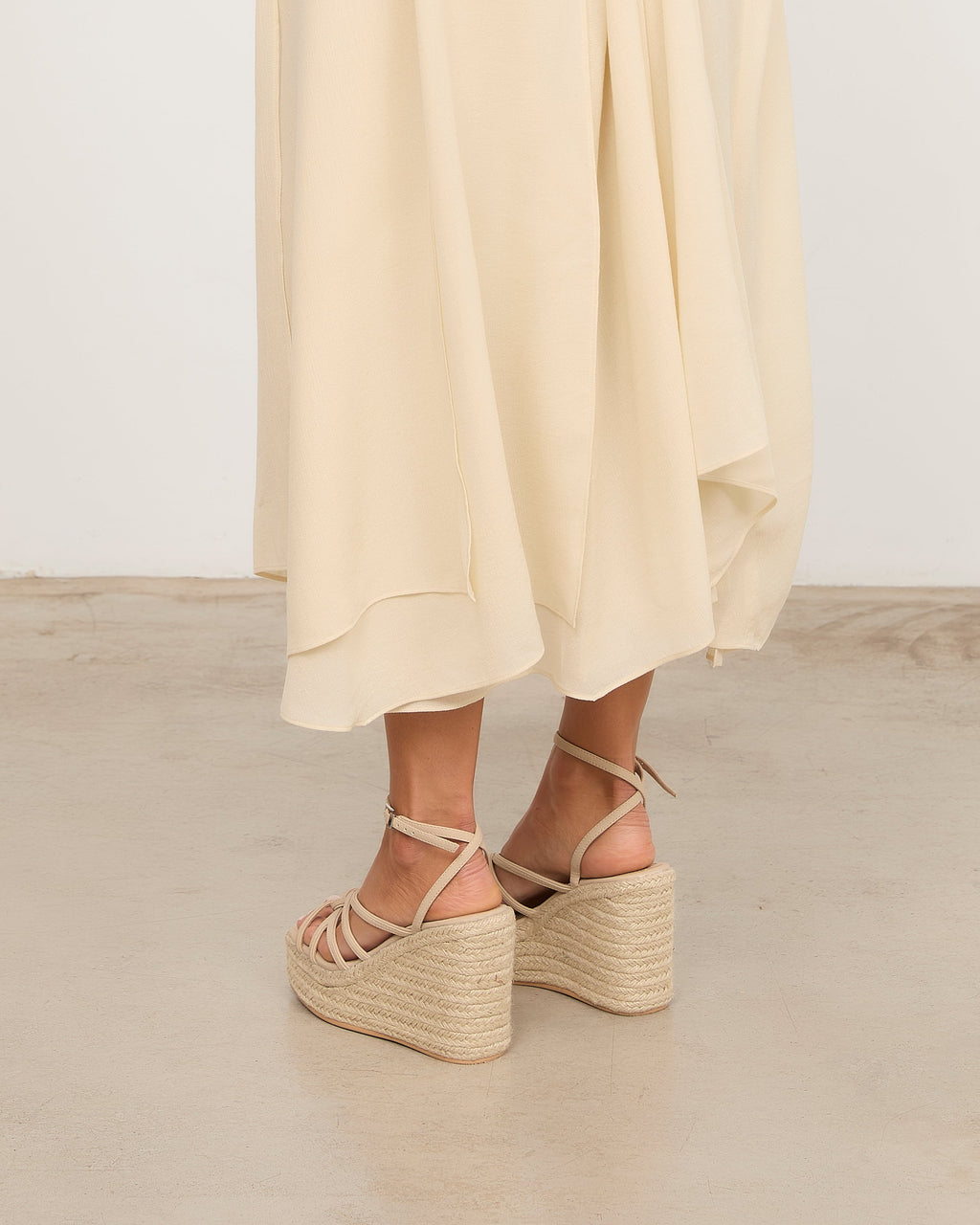 VERA BEIGE