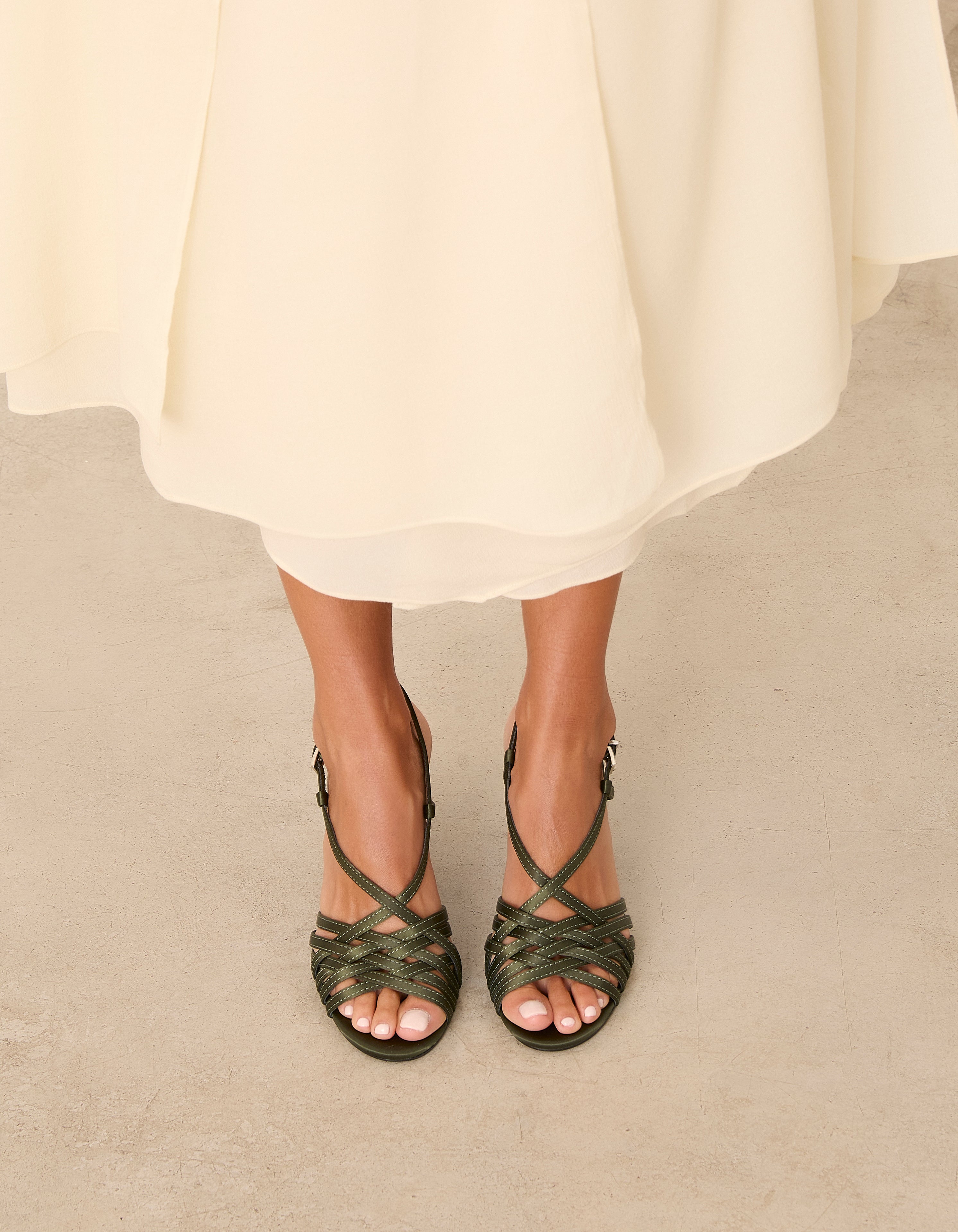 EVE OLIVA SATIN