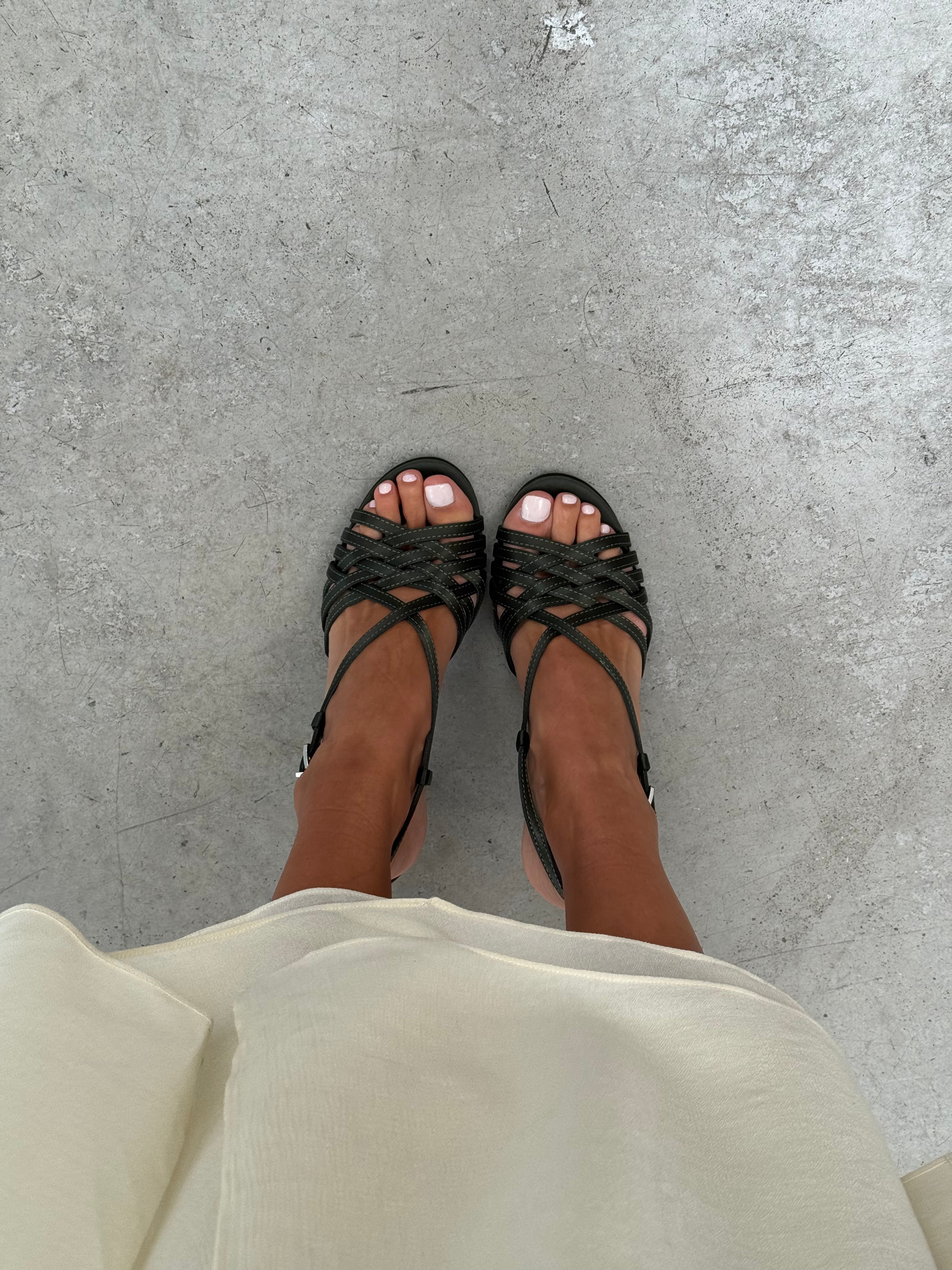 EVE OLIVA SATIN