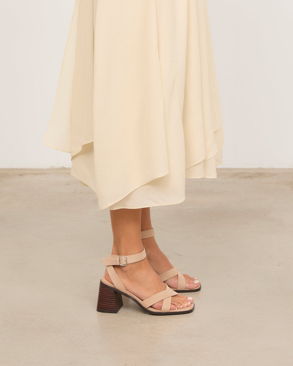 LUC BEIGE