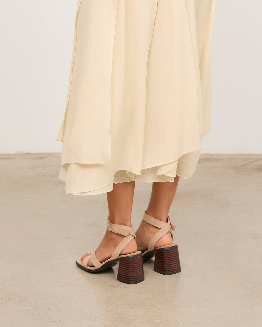 LUC BEIGE