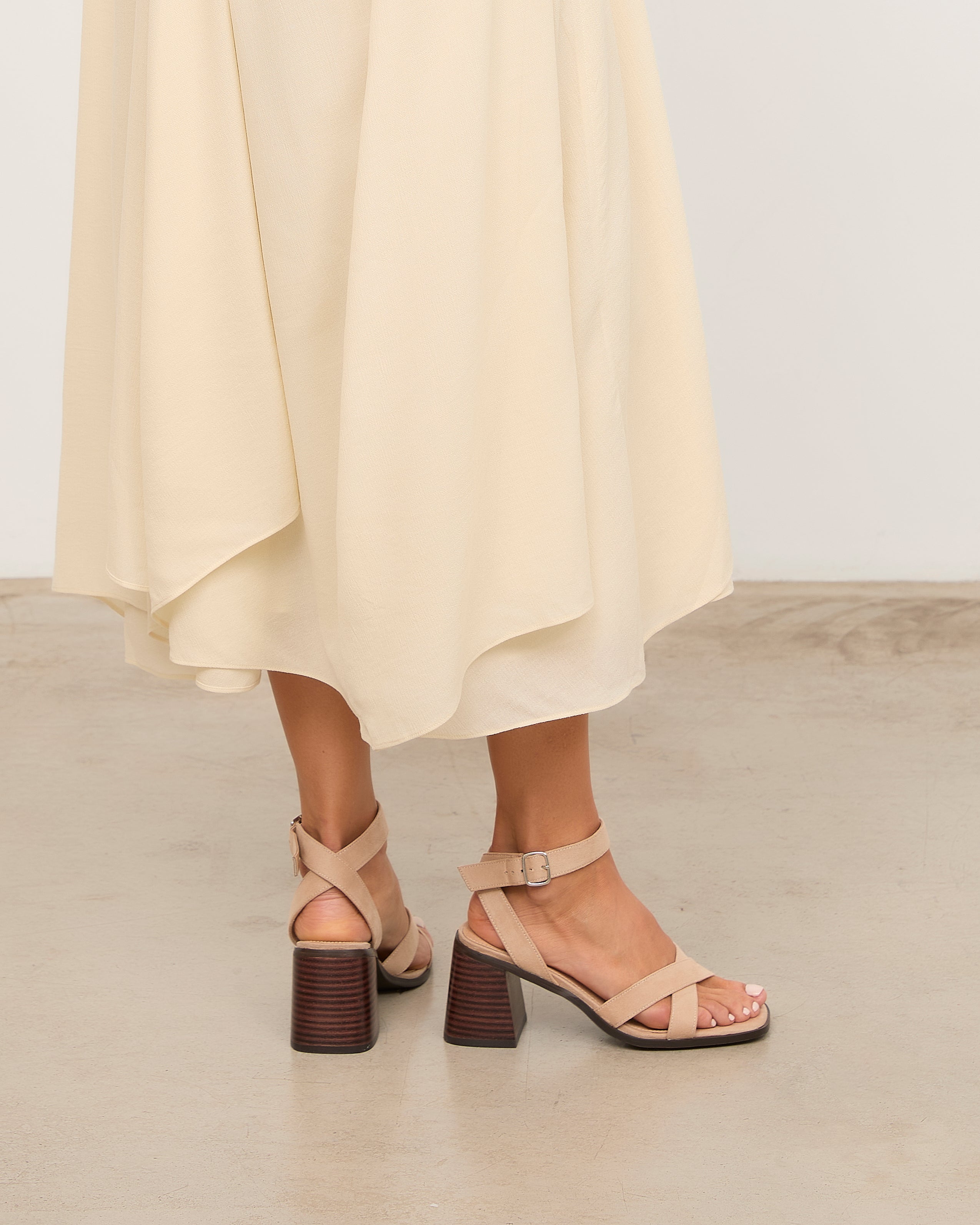 LUC BEIGE