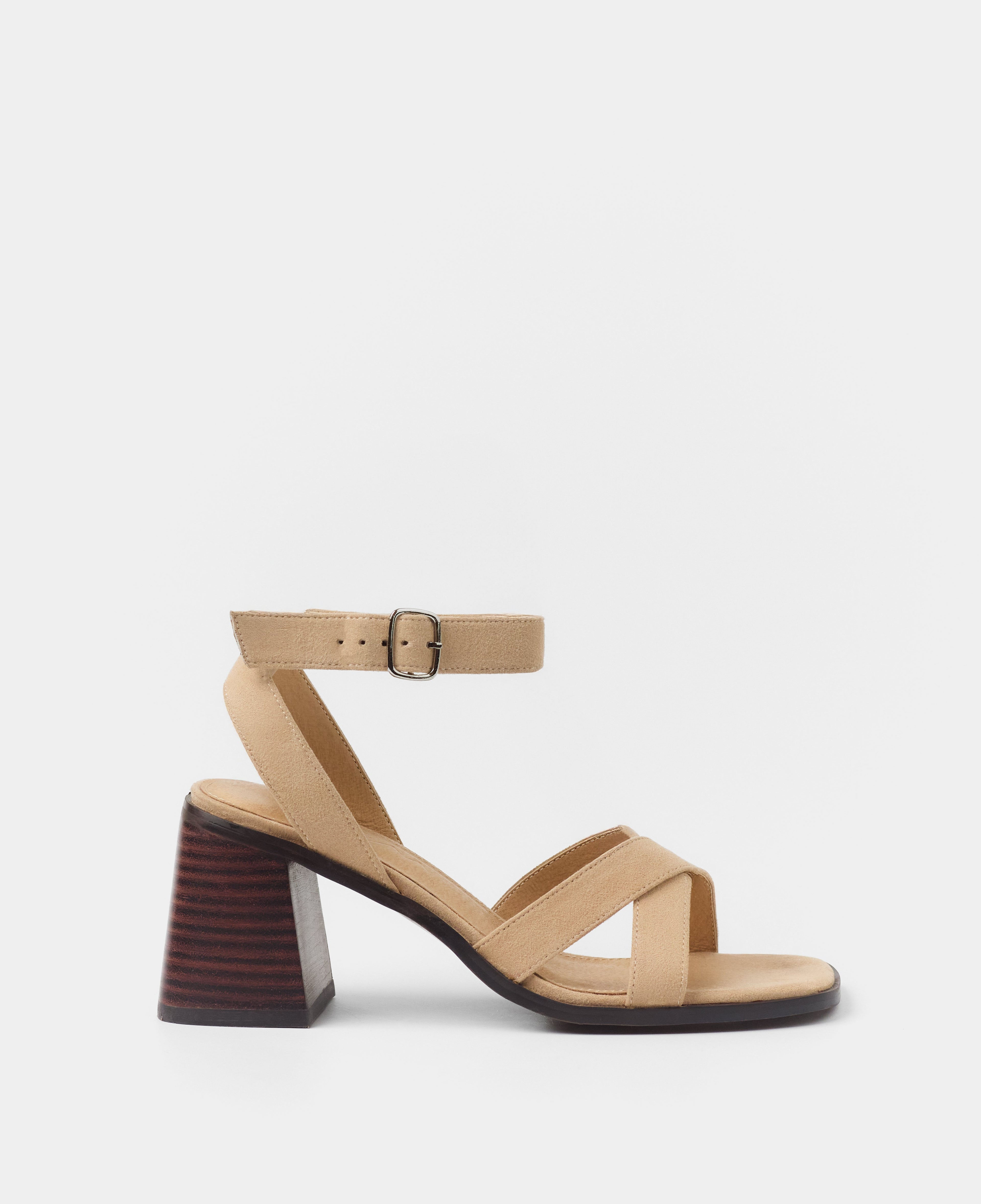 LUC BEIGE