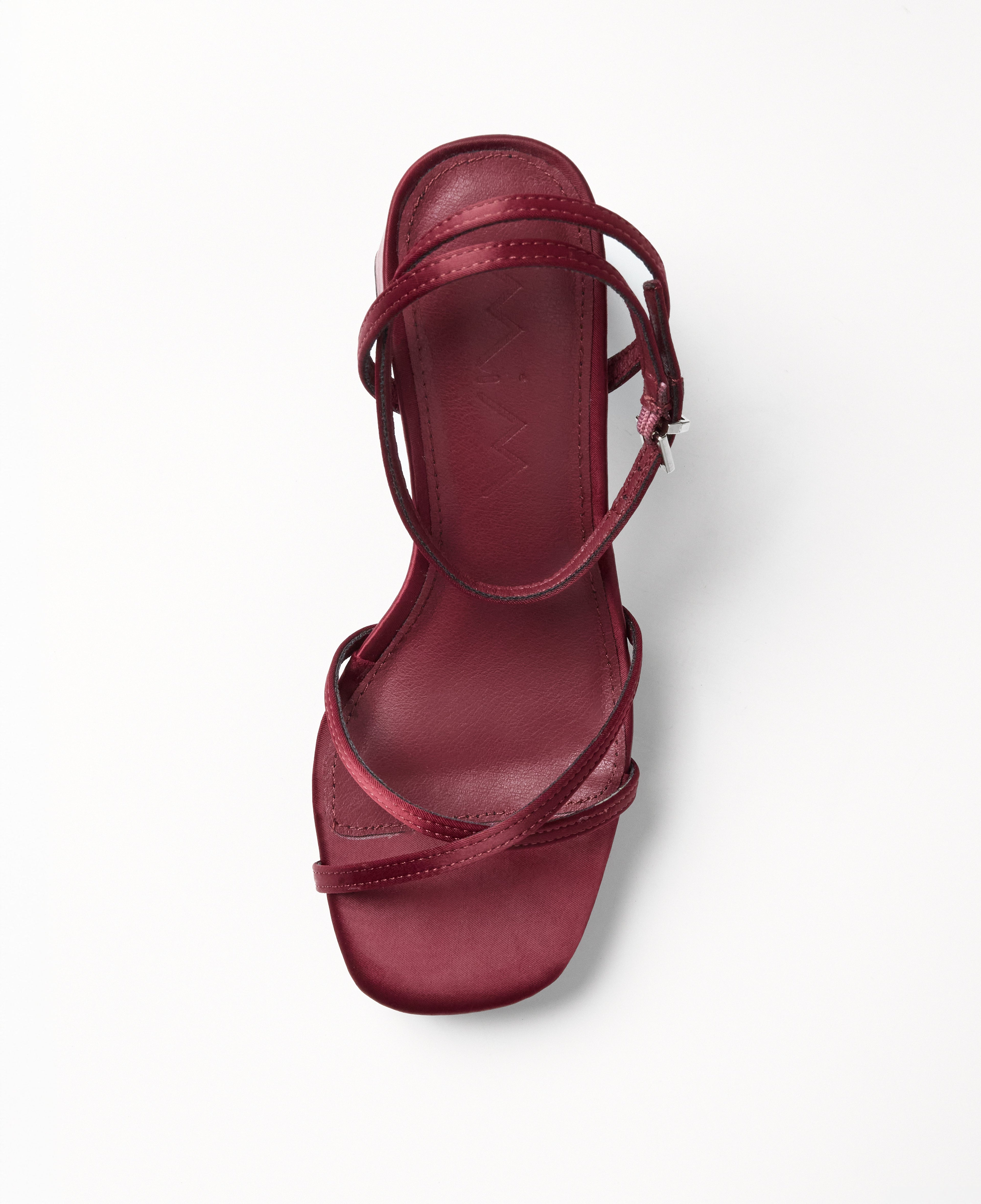 GRETA BURDEOS SATIN