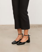 AMBER NEGRO
