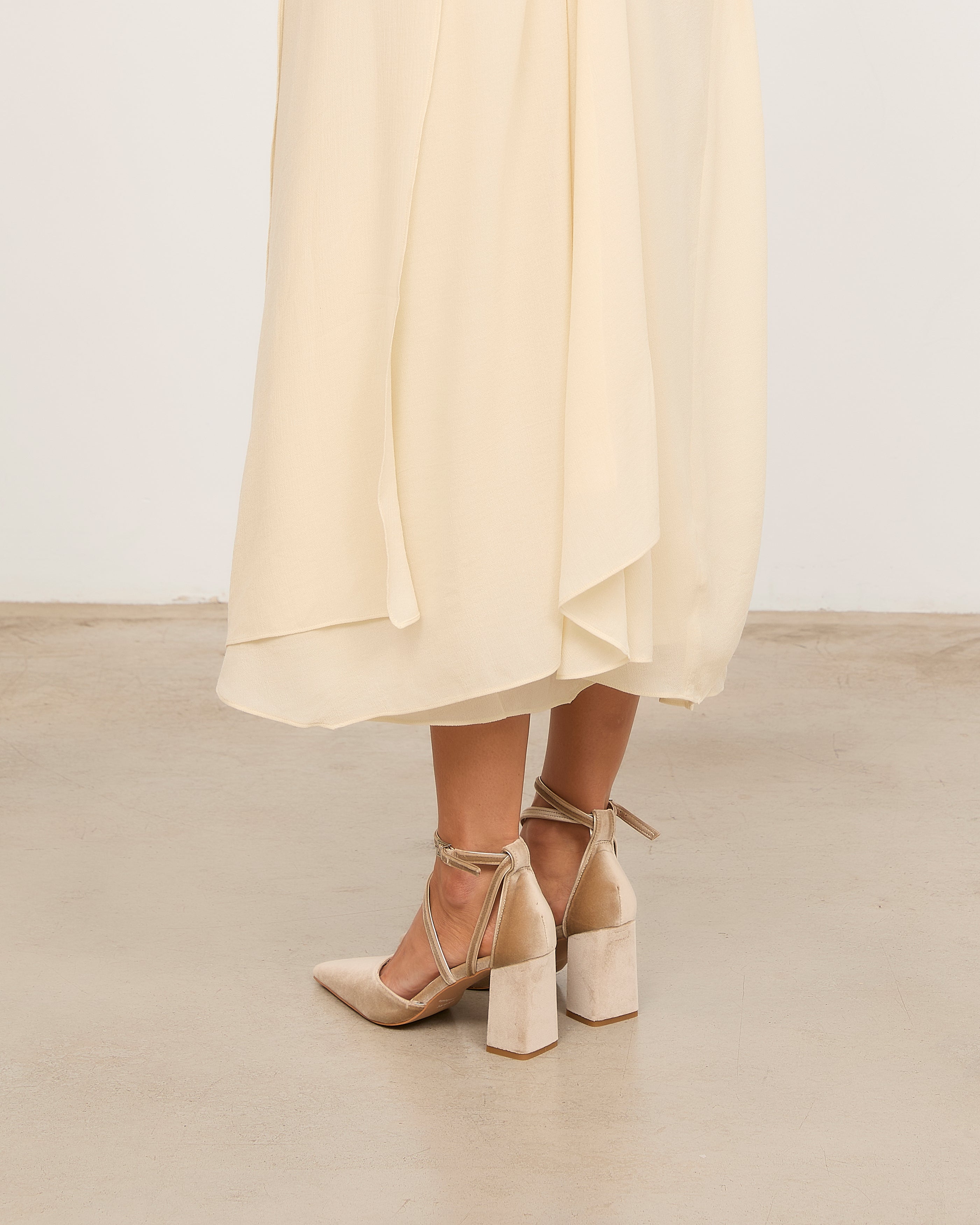 LACE CHAMPAN