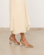 LACE CHAMPAN