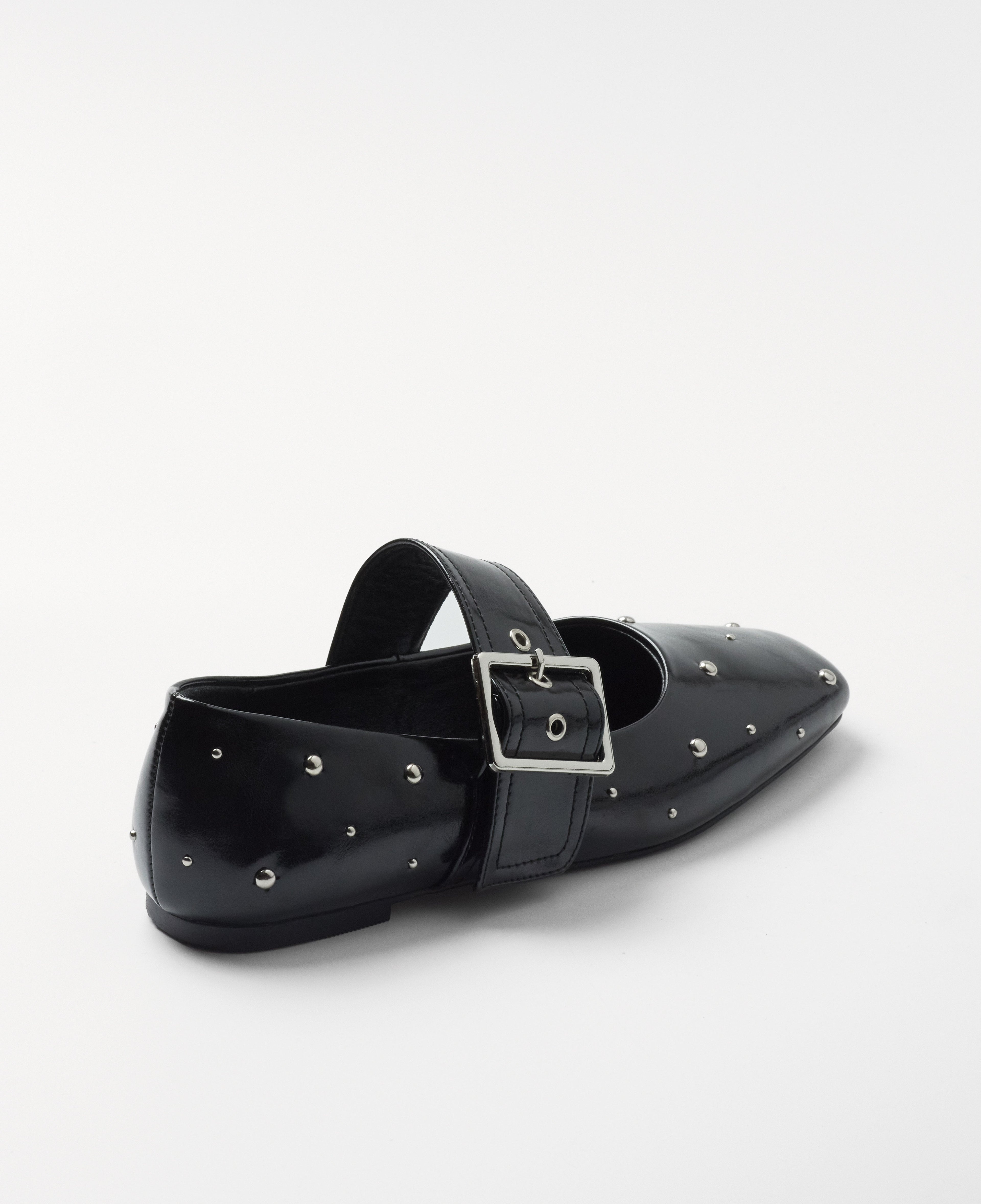 DOVI NEGRO TACHAS