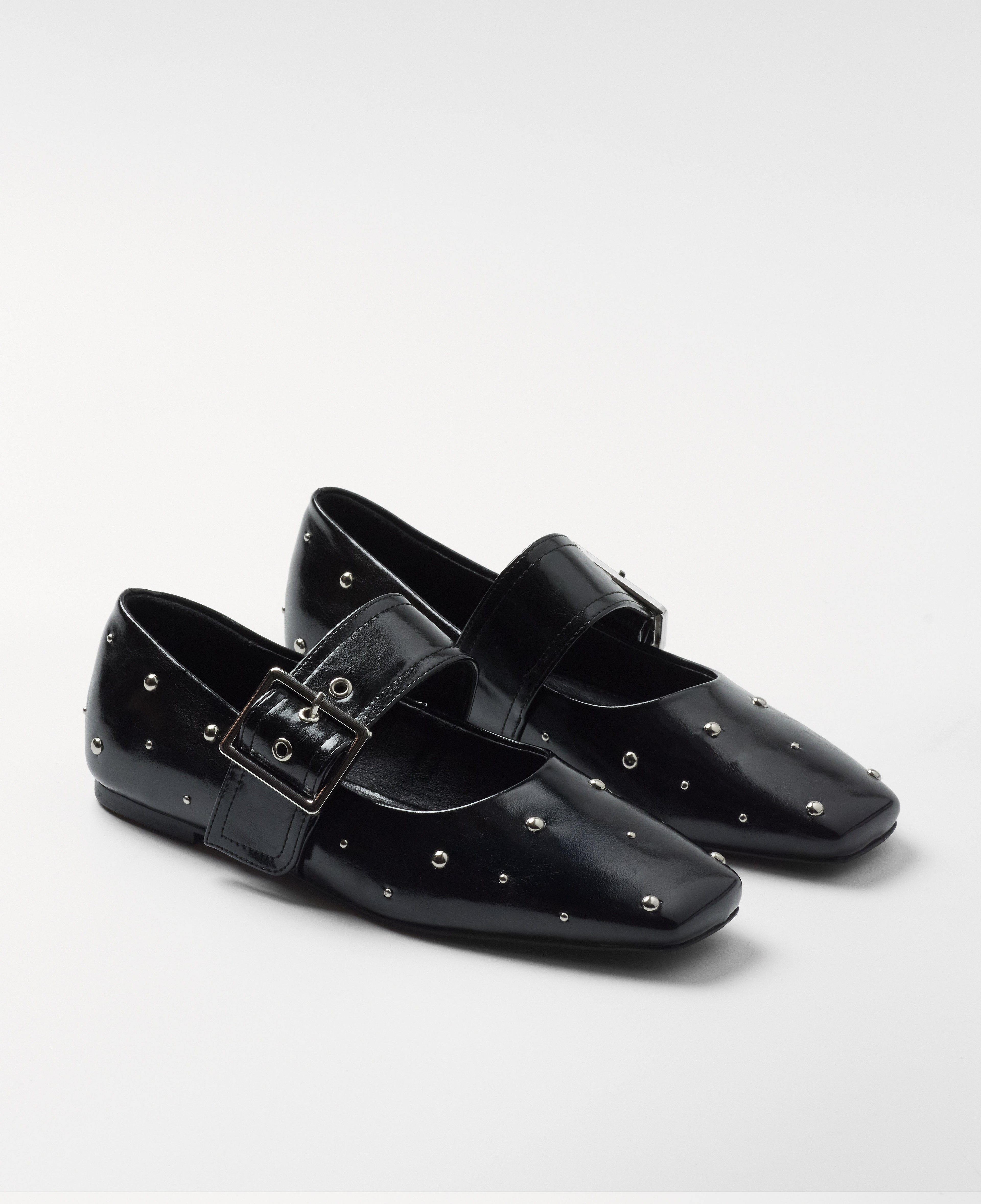 DOVI NEGRO TACHAS