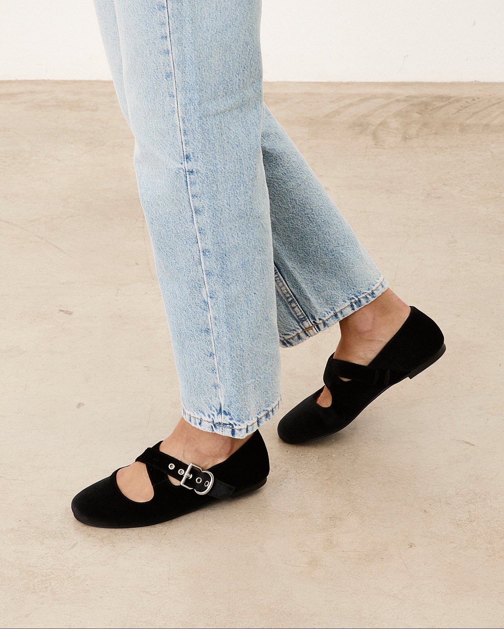 FLO NEGRO VELVET