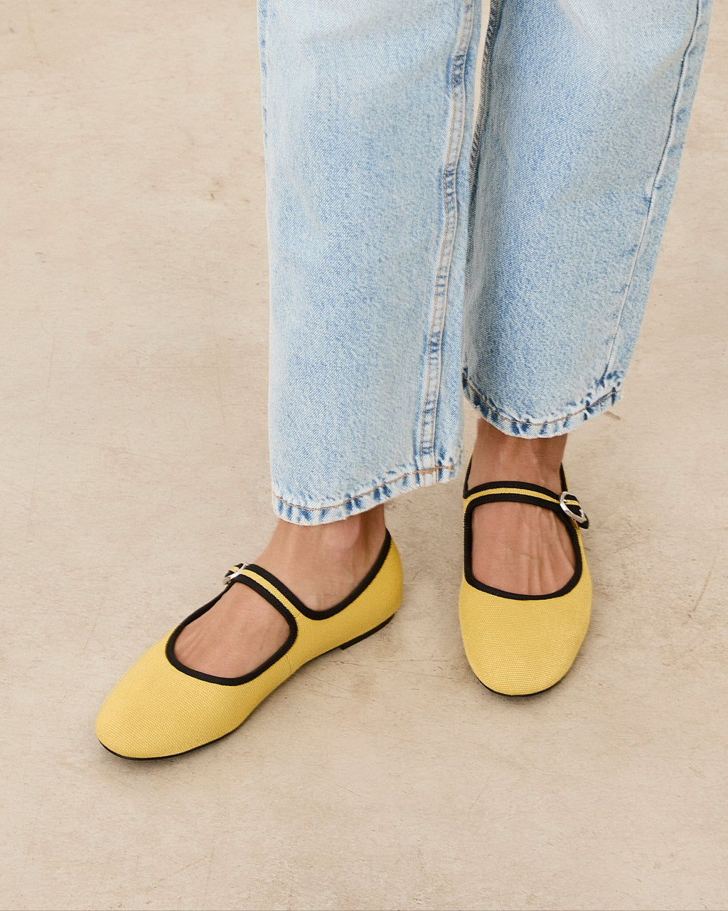 LIBE AMARILLO