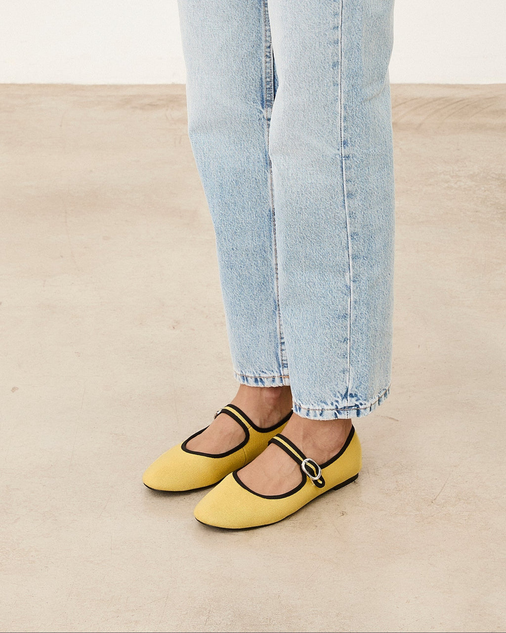 LIBE AMARILLO
