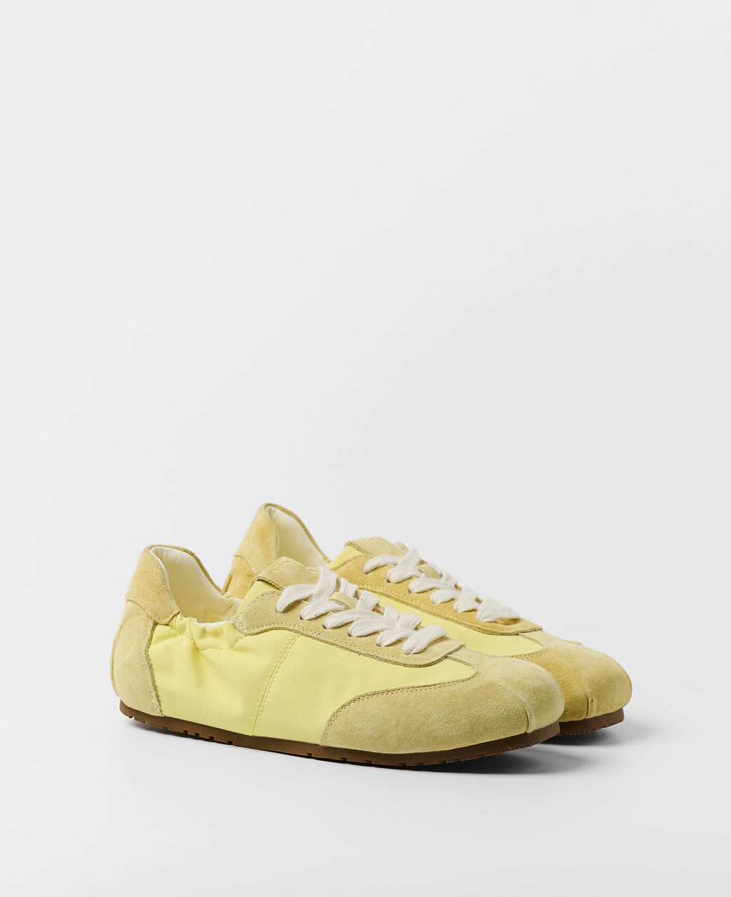 BOBBI AMARILLO