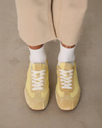 BOBBI AMARILLO