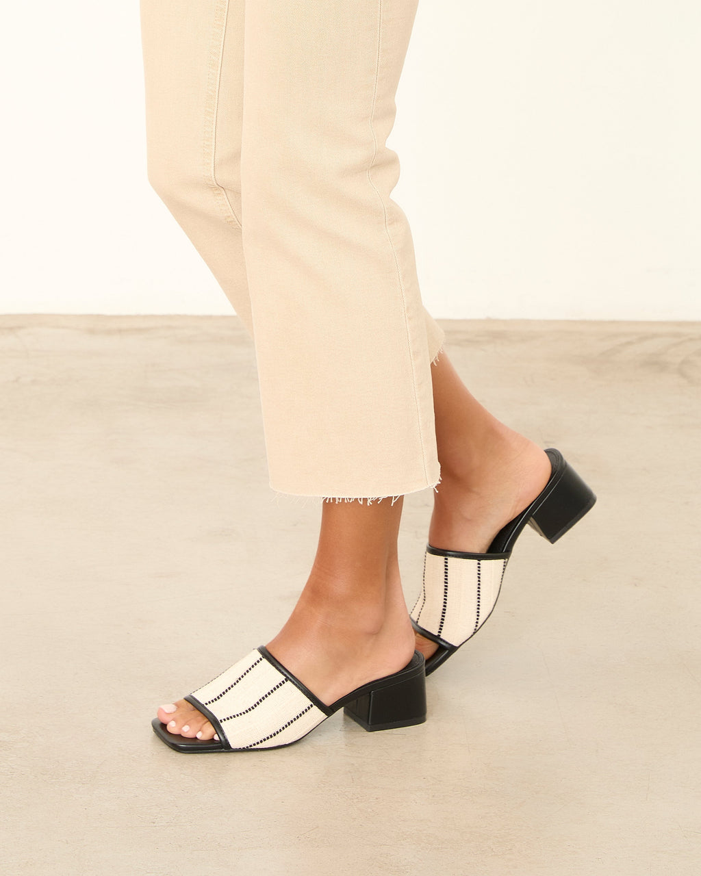 MULLE BEIGE RAYAS