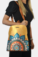 Mochila de Mujer y Bolso de hombro grande BagPack Mandala Dorada | CHULA Tulum