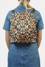 Mochila de Mujer y Bolso de hombro grande BagPack Animal Print | CHULA Tulum