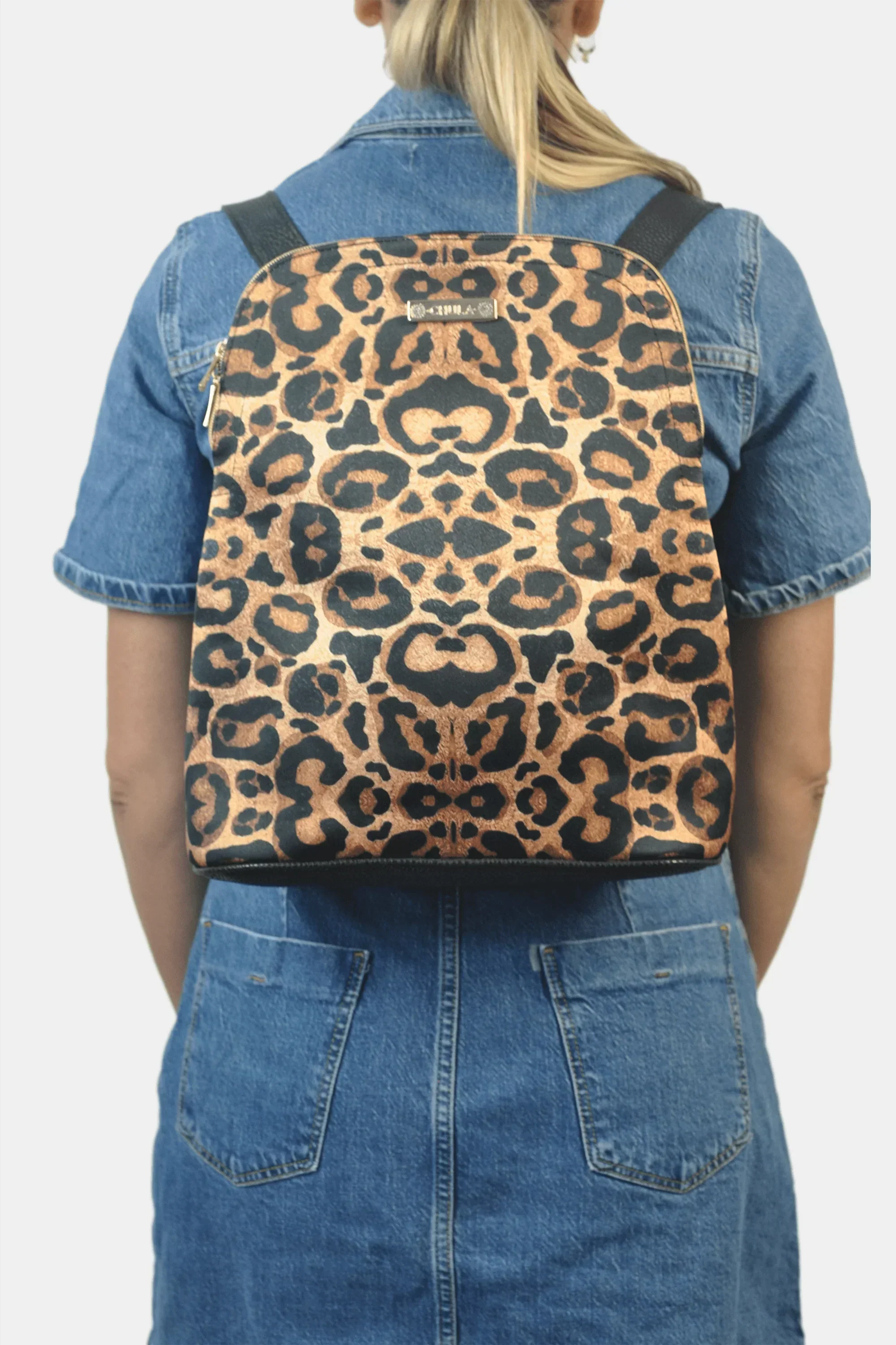 Mochila de Mujer y Bolso de hombro grande BagPack Animal Print | CHULA Tulum