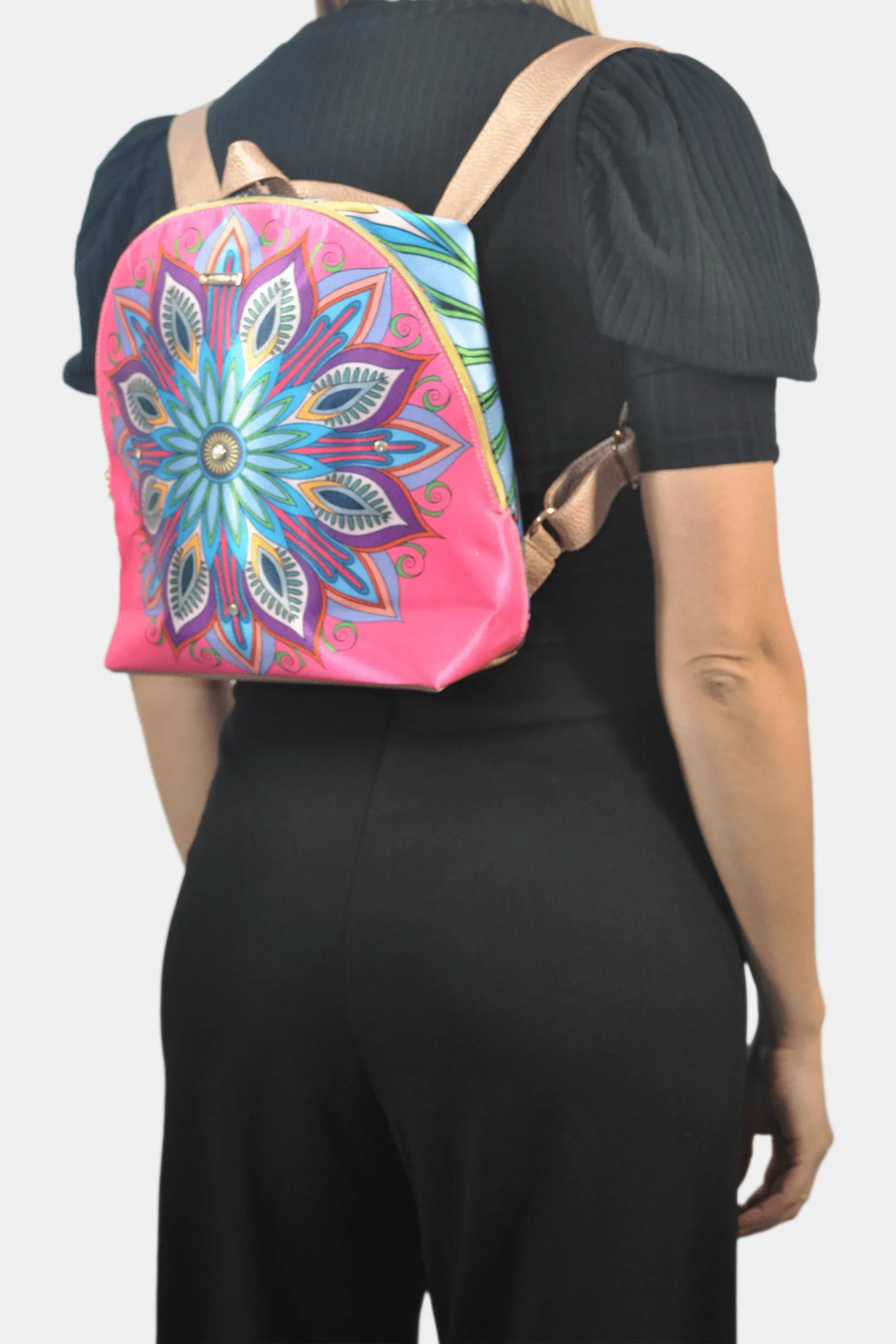 Mochila pequeña de Mujer y Bolso de hombro Mini BackPack Mandala Rosa | CHULA Tulum