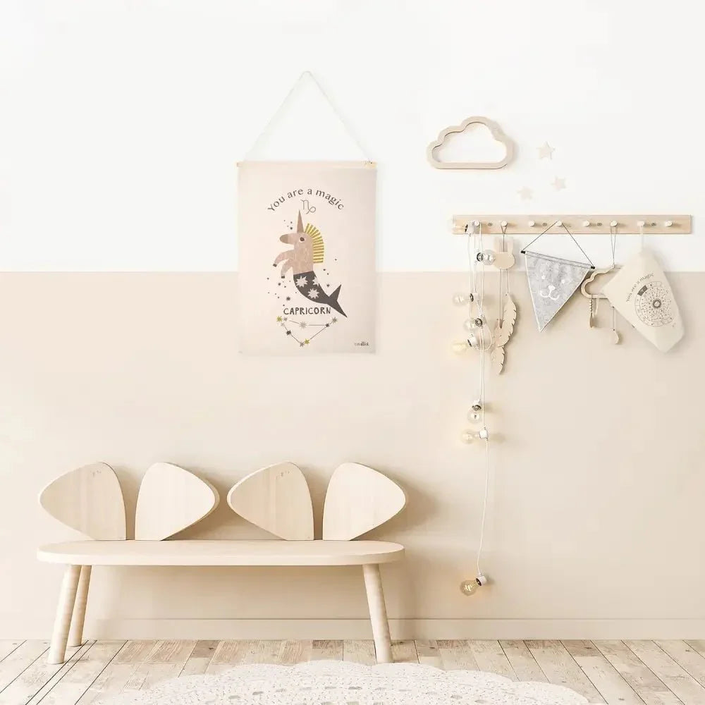 Mural habitación infantil zodíaco horóscopo LITTLE CAPRICORNIO