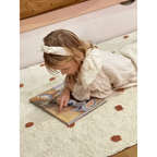 Alfombra Infantil NÜMI AMBRE con lunares 100x150