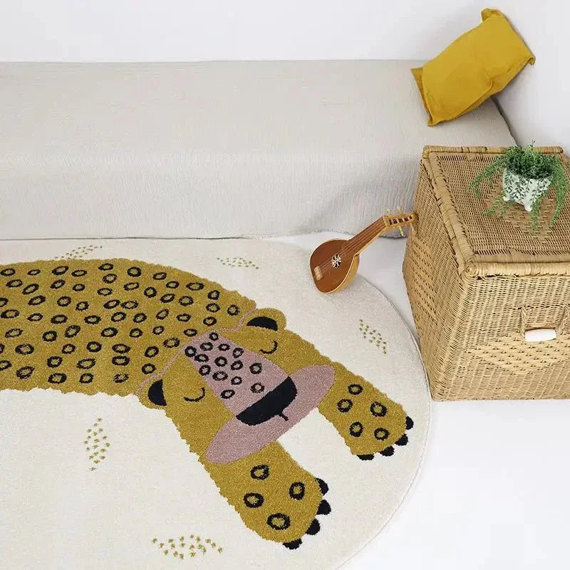 Alfombra infantil petit léopard KLEO MIEL