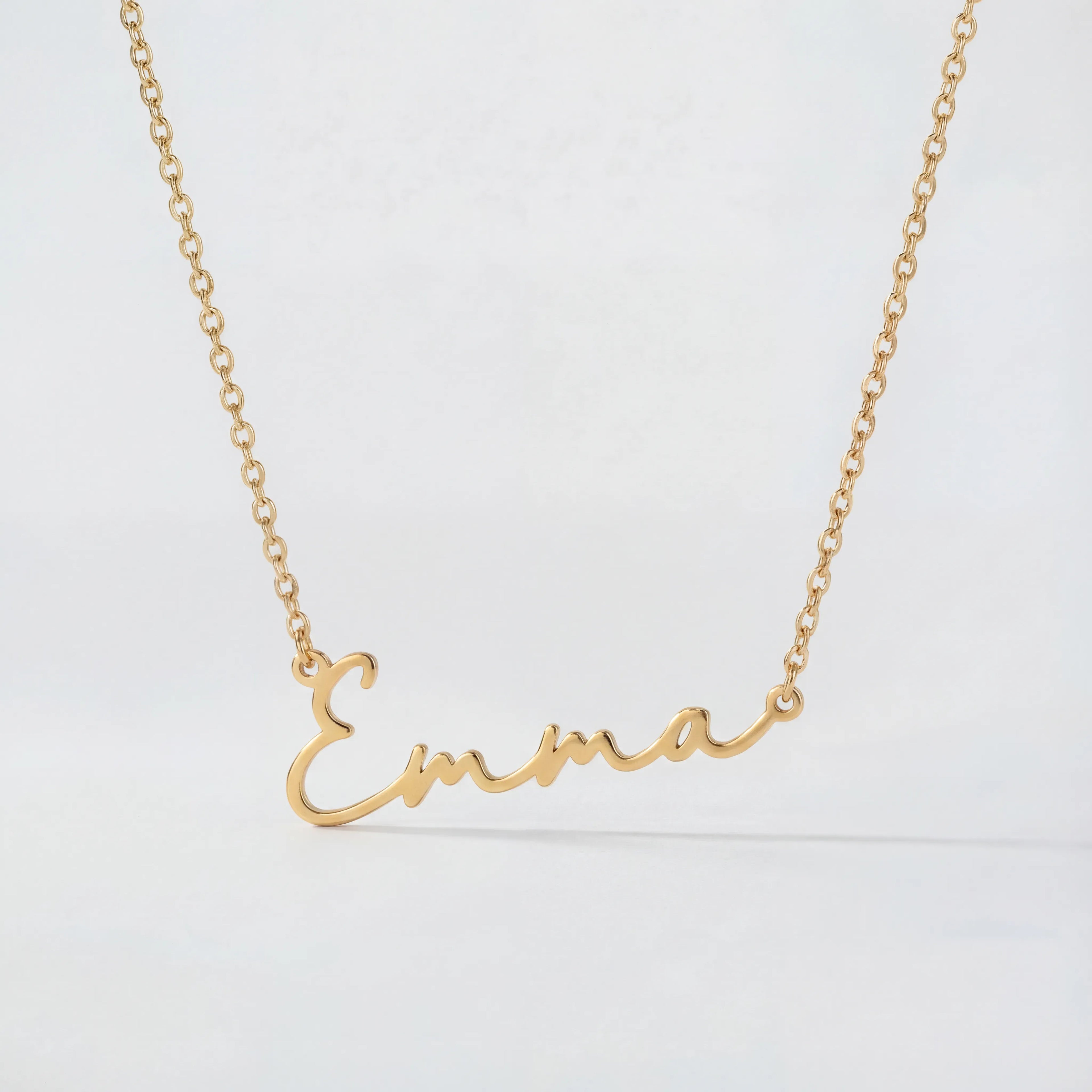 Emma Name Necklace - 18ct Gold / Style 2