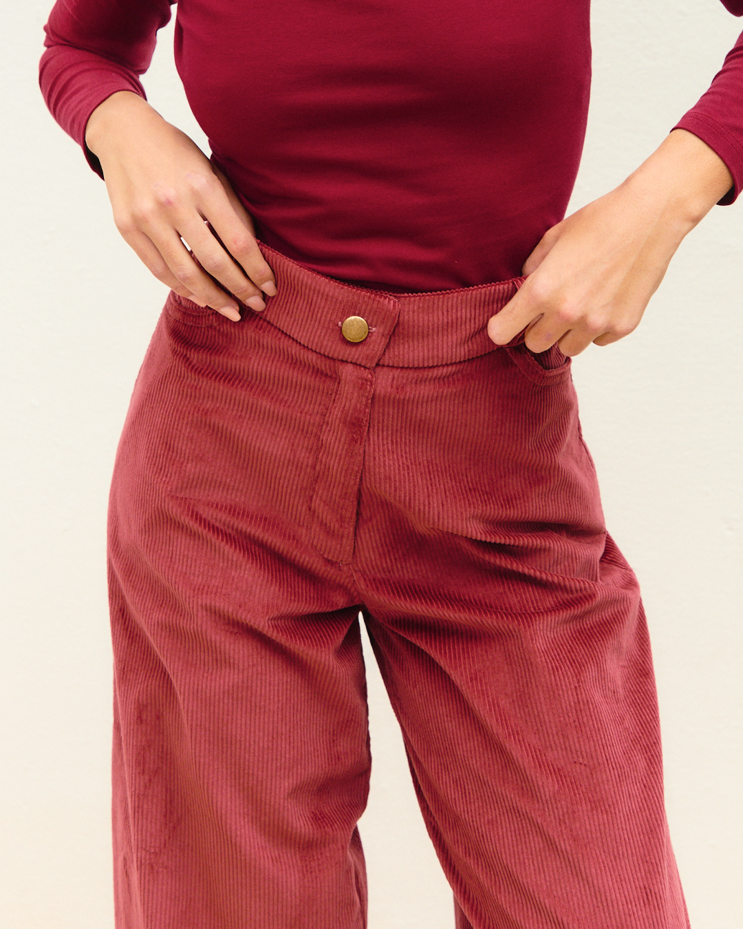 pantalón noa pana marsala ▢