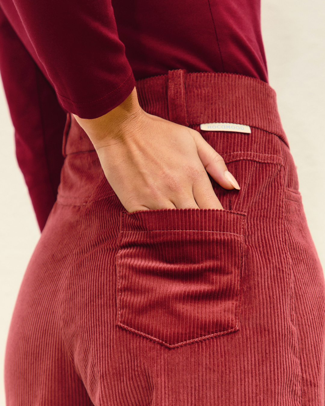 pantalón noa pana marsala ▢