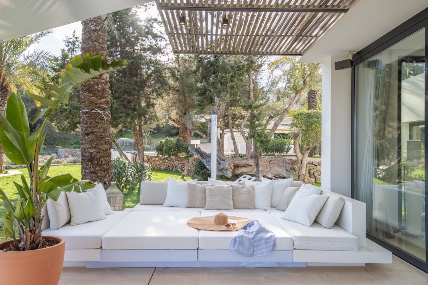 Peaceful Ibiza Villa with Artistic Interiors, Beautiful Outdoor and Incredible Views near Ibiza Town