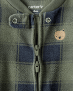Pijama enterizo de polar verde con diseño buffalo