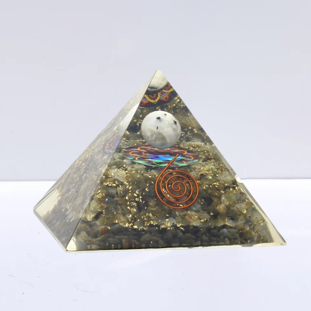 Pirámide Orgonita 'Earth' - Labradorita con Esfera de Piedra de Luna
