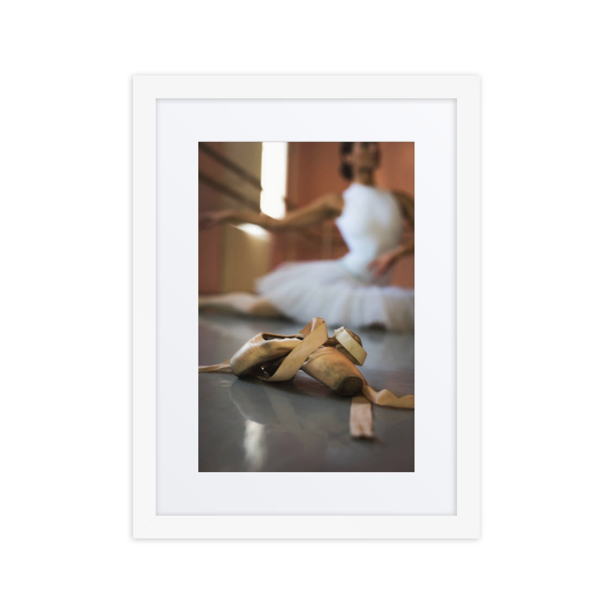 Pointe Reflection | Dance-Art Framed Poster #43 (21.5" H x 17.5" W)