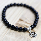 Pulsera de Ágata Negra y Símbolo OM en Plata de Ley