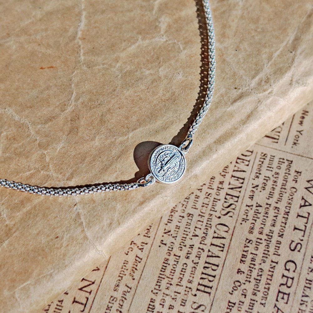 Pulsera Protectora S925: Medalla de San Benito