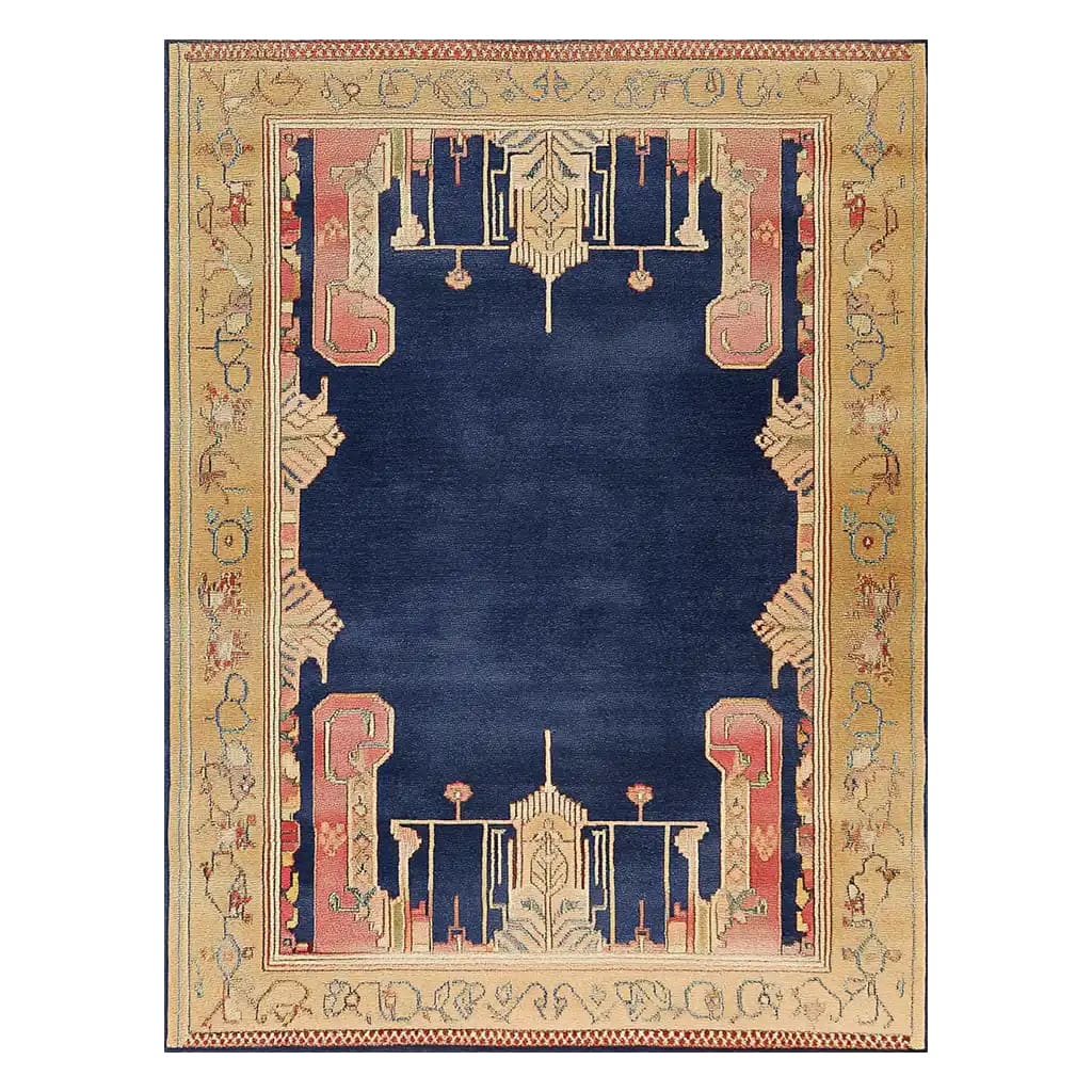 Regal Midnight Courtyard Hand Tufted Wool Rug
