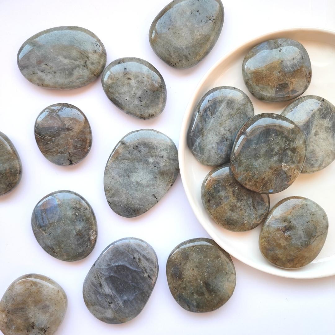 Rodado Plano de Labradorita