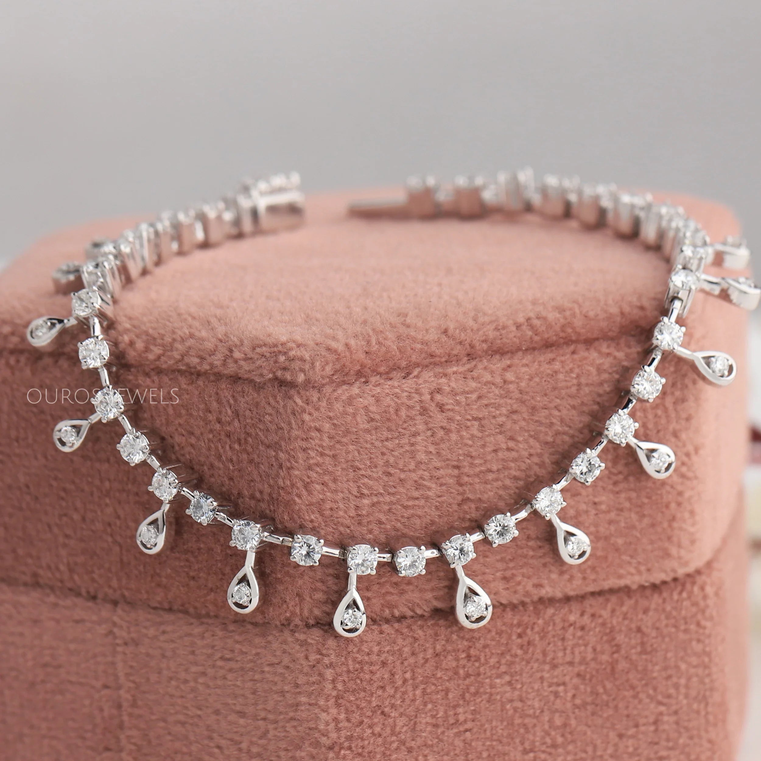 Ouros Jewels