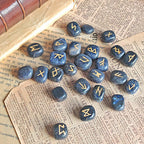 Runas Vikingas en Aventurina Azul – Claridad, sabiduría y comunicación sagrada