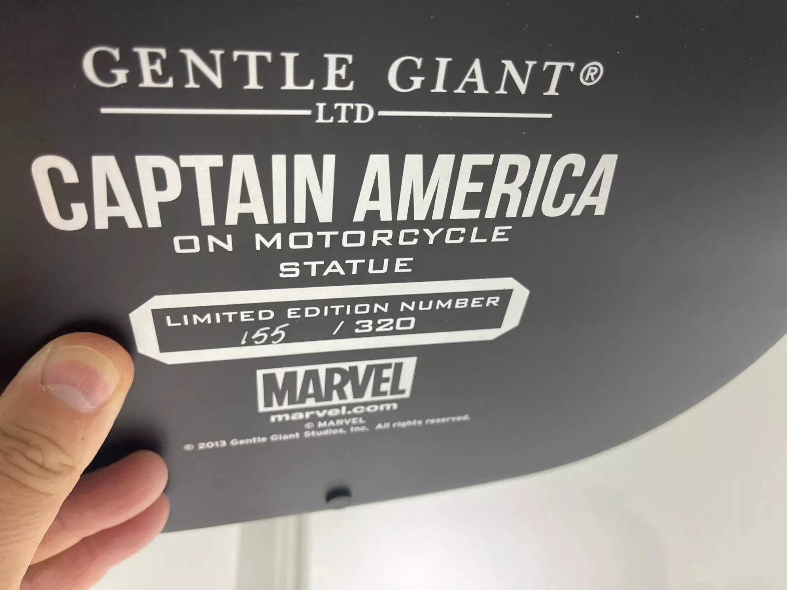 GENTLE GIANT CAPTAIN AMERICA ON MOTORCYCLE STATUE , 28CM