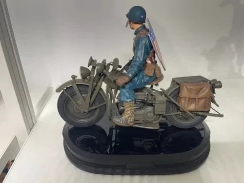 GENTLE GIANT CAPTAIN AMERICA ON MOTORCYCLE STATUE , 28CM