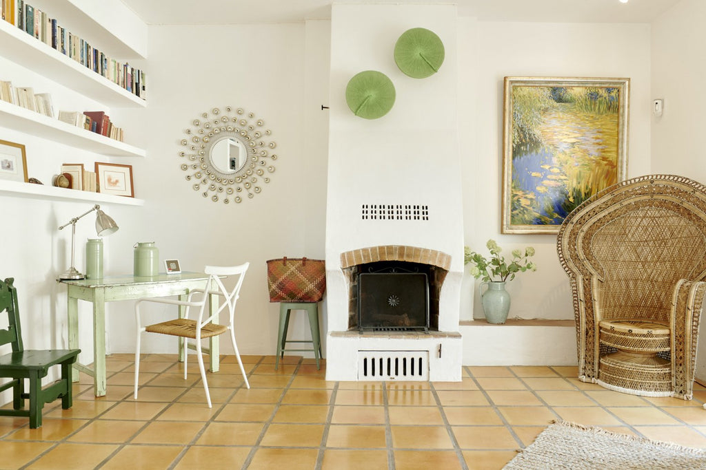 Charming Hidden Paradise Ibiza Villa with a Beautiful Lush Garden and Cozy Kitchen in San Antonio