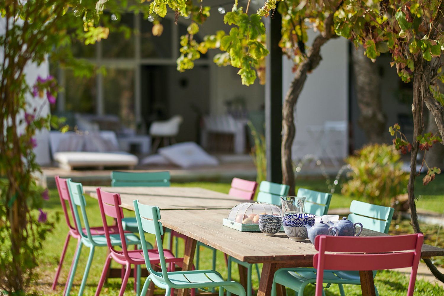 Charming Hidden Paradise Ibiza Villa with a Beautiful Lush Garden and Cozy Kitchen in San Antonio